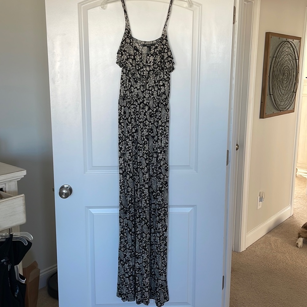 Black and white floral maxi dress, size medium